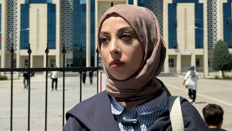 Kadın Cinayetlerinden Korkan Sena: "Benim Hikayem İle Kalın!"