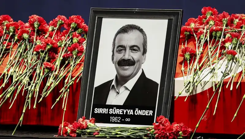 Sırrı Süreyya Önder'in Anması: Meclis’te Duygusal Anlar ve Hatıralar