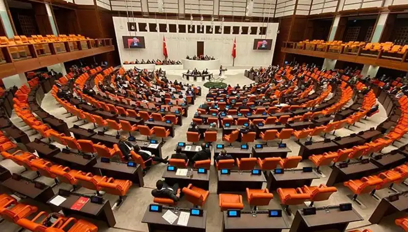 Emekli İkramiyesinde Tarihi Artış: 4 Bin TL'ye Yükselebilir mi?