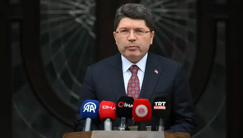 İmralı Heyeti ve Adalet Bakanı Tunç’tan Kritik Görüşme Gerçekleşiyor