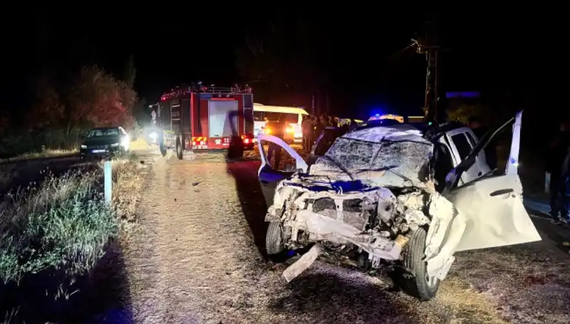Ciple Traktör Çarpıştı: 5 Kişi Yaralandı, Kazanın Ardındaki Gerçekler