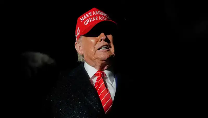 Yüksek Mahkeme'den Trump’a Kritik Yetki: Göçmenlerin Statüsü Risk Altında!