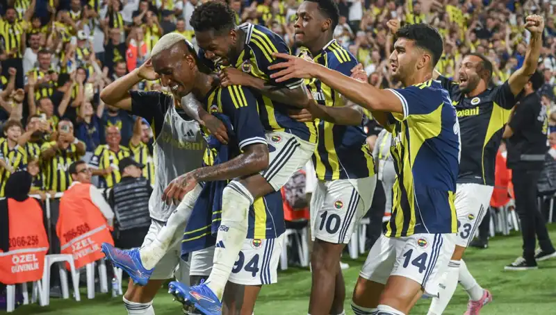 Fenerbahçe'nin Kasasına Giren Dev Gelir: Turist Akını ve Şampiyonluk Umutları