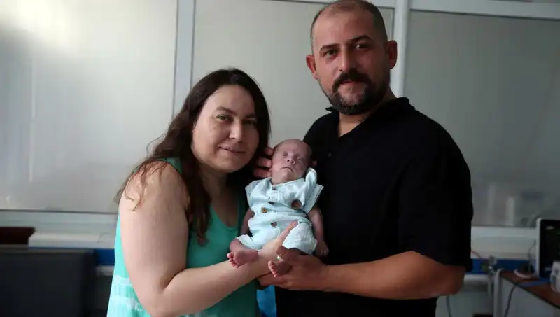 800 Gram Doğdu: 4 Ay Sonra Hayata Tutunan Minik Bebeğin Hikayesi
