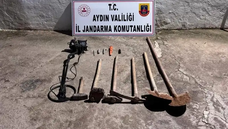 Aydın’da Kaçak Kazıya Suçüstü: Tarihi Hazine Yağmalanmak Üzereydi