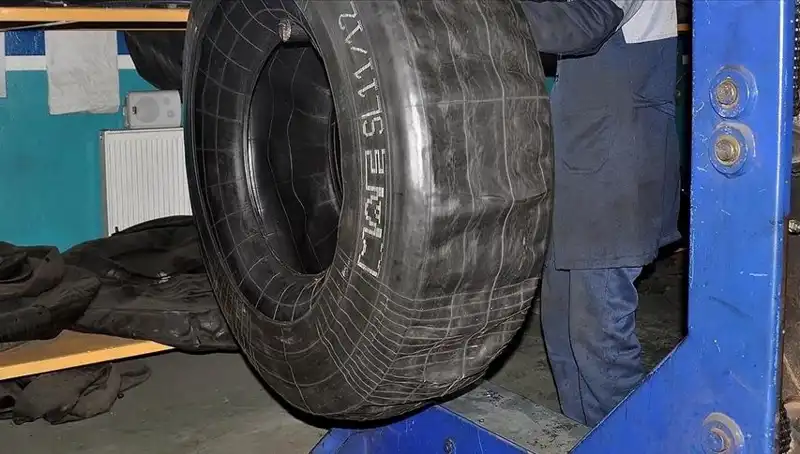 Trafikte Kaplama Lastik Kullanımının Sakıncaları: Uzmanlardan Uyarılar Geldi!