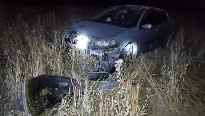 Burdur'da Feci Kaza: Otomobil Tarlaya Uçtu, İki Kişi Yaralı!