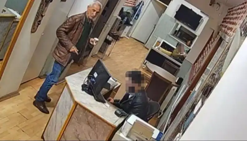 Özgür Özel'e Saldıran Selçuk Tengioğlu'nun Son Görüntüleri ve Yaşananlar