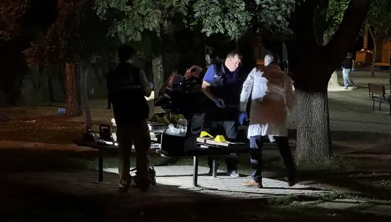 ** Husumet Kanlı Bir Hesaplaşmaya Dönüştü: 1 Ölü, 2 Yaralı Var!**