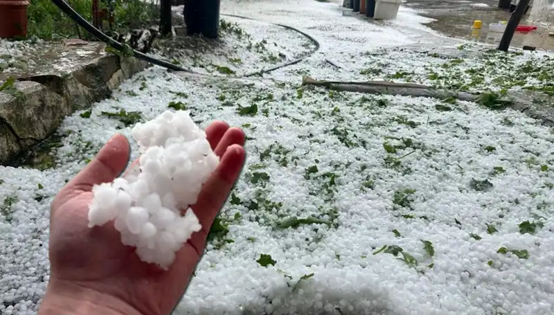 Haziran Ayında Yaşanan Dolu Olayı: Beyaza Bürünmüş Sokaklar