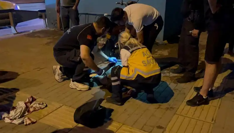 Metro İstasyonunda Şok Edici Olay: Yolcular Bir An için Hayatta Kalma Mücadelesi Verdi