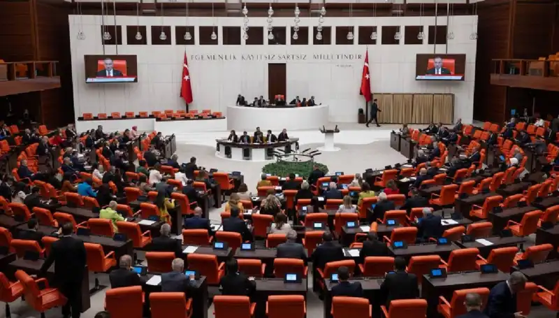 10'uncu Yargı Paketi Meclis'ten Geçti: Adalet Sistemi İçin Ne Anlama Geliyor?