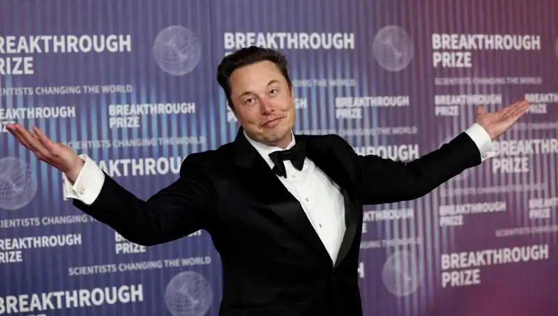 Elon Musk, X'in Yeni Mesajlaşma Uygulamasını Tanıttı: Flört Sitesine Dönüşecek Mi?