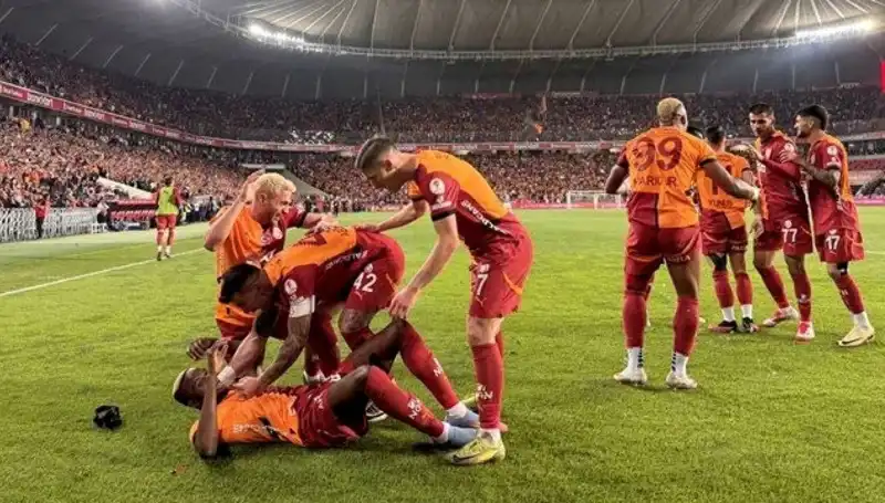 Kıran Kırana Pazarlık: Spor Dünyası Sıcak Gelişmelere Sahne Oluyor!