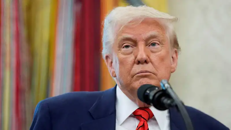 Trump G7 Zirvesini Neden Erken Terk Etti? Acil Beyaz Saray Toplantısı