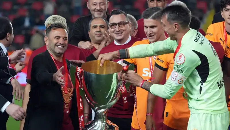 Okan Buruk, Galatasaray'da Hedeflerini ve Gelecek Planlarını Açıkladı