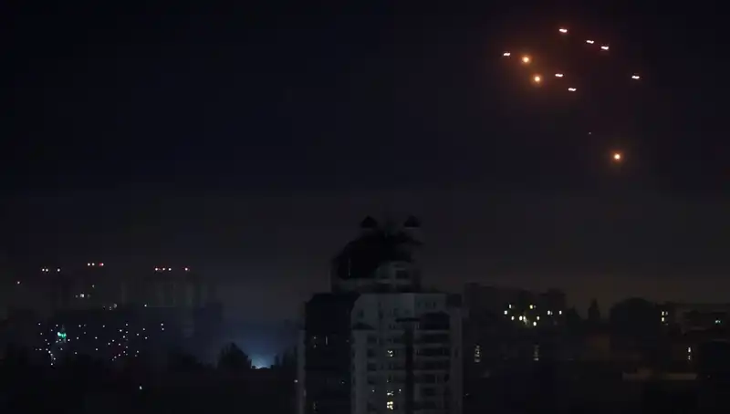Rusya’dan Kiev’e Yapılan Hava Saldırısı ve Sumi’deki Tahliyeler Üzerine Son Gelişmeler