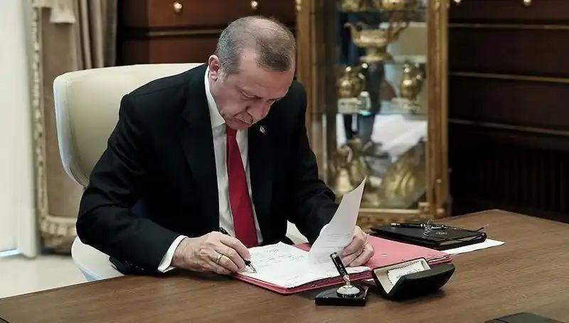 Cumhurbaşkanı, Yargı Sürecinin Gölgesinde 9 Mahkumu Affetti: Gelişmeler Neler?