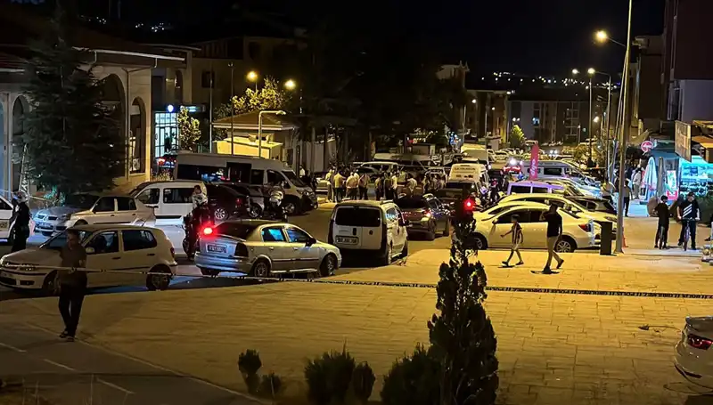 İki Aile Arasında Çıkan Kavga: 1 Ağır Yaralı, 3 Yaralı Daha Var!