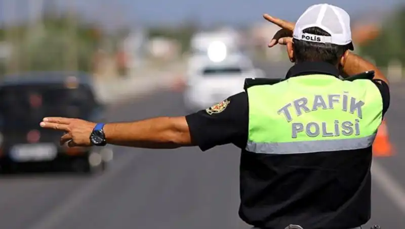 Isparta'da Trafik Denetimleri: Bin 593 Sürücüye Cezalar Kesildi!
