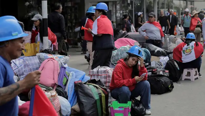 Peru'da Madenciler Sokaklarda: Protestolar Neden Patlak Verdi?