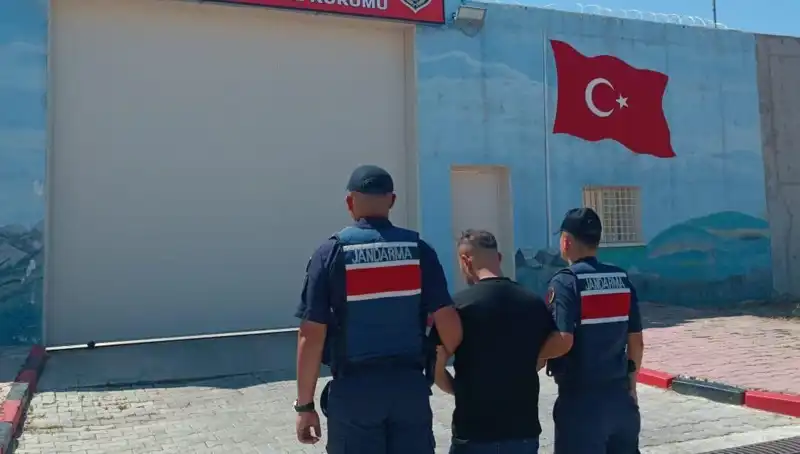 Afyon'da Suçlu Avına Çıkıldı: 9 Kişi Kıskıvrak Yakalandı