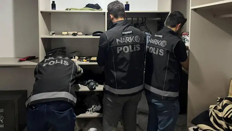 Uyuşturucu Operasyonunda F Serisi Dolar Yakalandı: Şok Edici Detaylar!