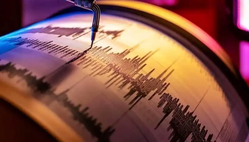 Kütahya'da Deprem Paniği: 3.5 Büyüklüğünde Sarsıntı Yaşandı