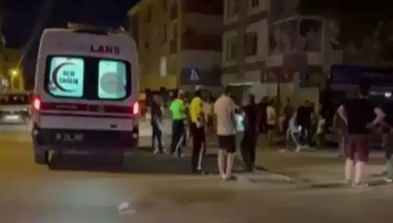Alkollü Sürücü, Tartıştığı Yayaları Kamyonetle Ezdi: Olayın Ayrıntıları Ortaya Çıktı