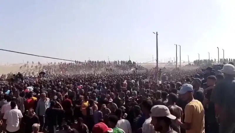 Gazze'de Yardım Dağıtım Noktasına Saldırı: 26 Can Kaybı, Dünya Sarsıldı